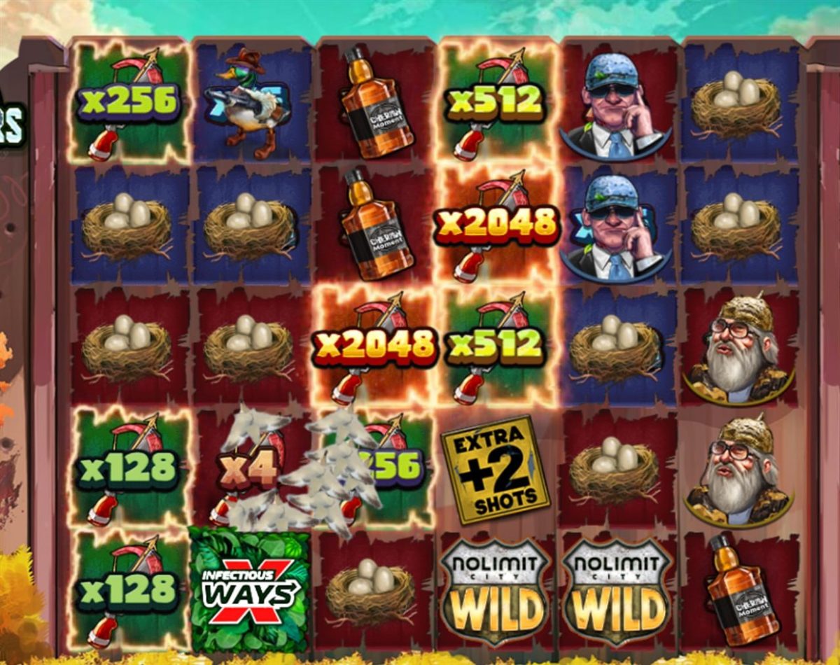Duck Hunters reels showing stacked multiplier symbols including x2048, x512, x256 and x128 during the bonus round
